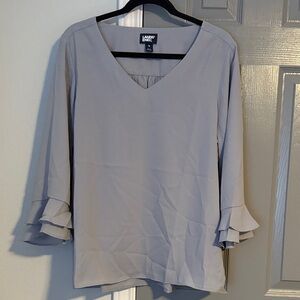 Lands' End Women's V Neck Gray Blouse with 3/4 Sleeves and Ruffle Detail